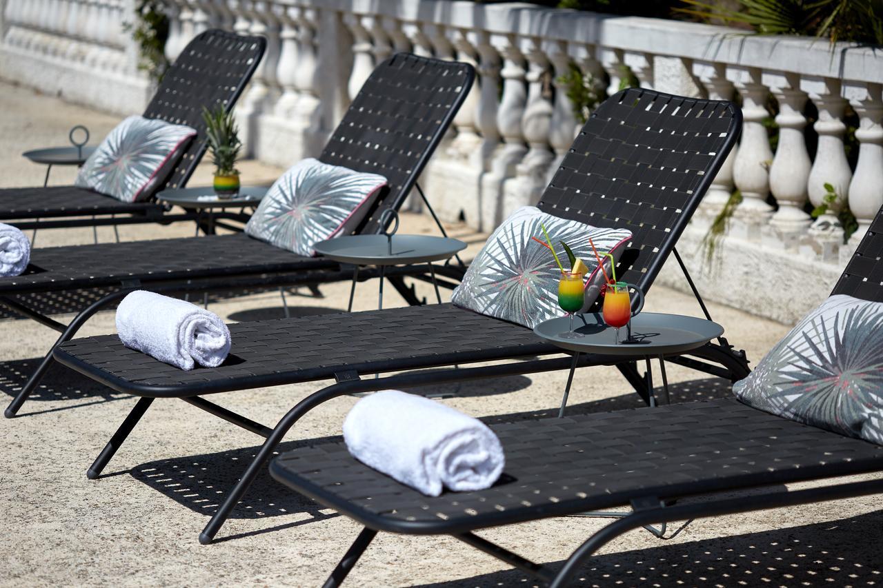 Hotel Saint-Alban Nézignan-lʼÉvêque Esterno foto